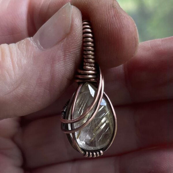 Faceted Rutilated Quartz Crystal in Woven Copper Wire Pendant (1)