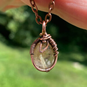 Faceted Rutilated Quartz Crystal in Woven Copper Wire Pendant (5)